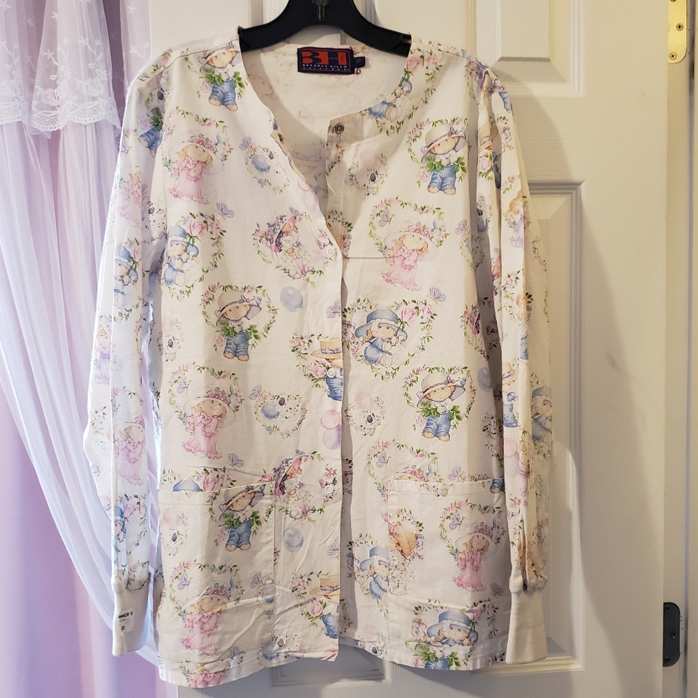 Ladies uniform scrub jacket size small